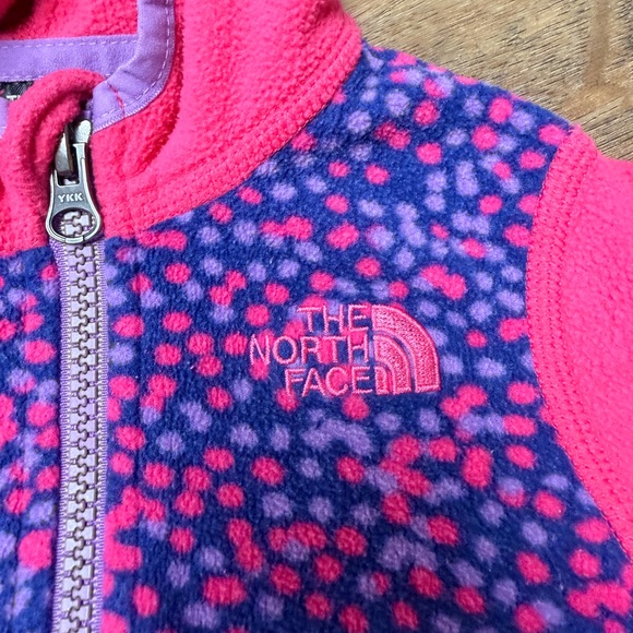 The North Face Infant Girls Zip Up Hooded Jacket - Picture 3 of 4